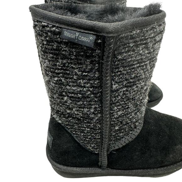 Minnetonka Black Suede‎ and Fabric Shearling Boots 7 - Picture 2 of 7